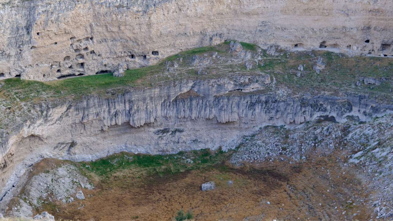 Konya’da doğa alarm veriyor! Bir zamanlar göldü, şimdi çöküyor 5